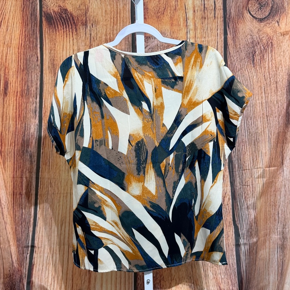 Colorful Print Blouse Size L - Picture 4 of 4